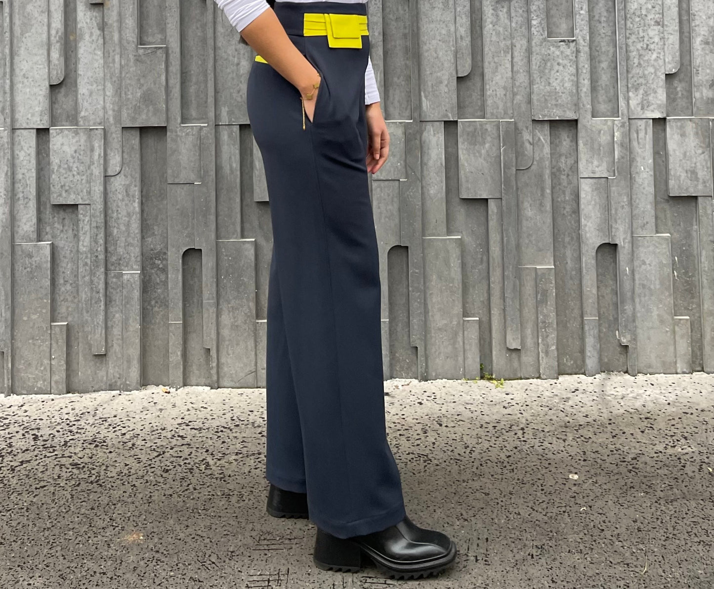 LE GOLFIQUE Pantalon à plis et empiècements Midnight/Green